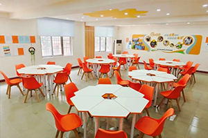 廣州市亞加達(dá)外國(guó)語(yǔ)高級(jí)中學(xué)