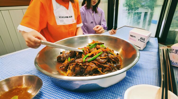 哈羅里的國際學校